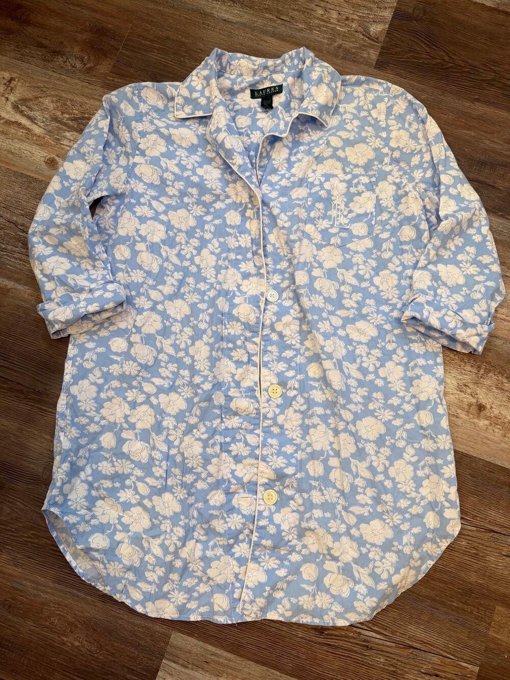 Lauren Ralph Lauren pajama shirt in light blue, white floral print sz Large EUC